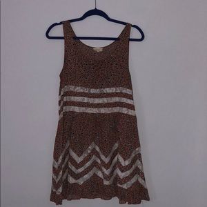 Flowy patterned dress